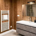 Stylish Loft With Mountain View Near The * Afritz am See