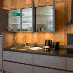 Stylish Loft With Mountain View Near The