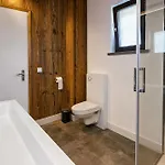 Stylish Loft With Mountain View Near The Lejlighed *