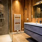 Stylish Loft With Mountain View Near The * Afritz am See