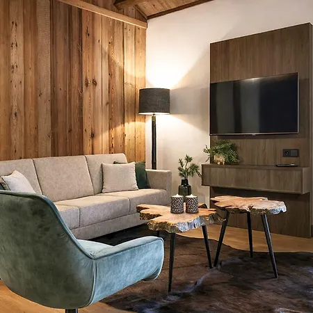 Appartamento Stylish Loft With Mountain View Near The Afritz