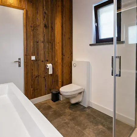 Appartamento Stylish Loft With Mountain View Near The