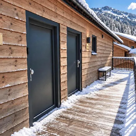 Stylish Loft With Mountain View Near The