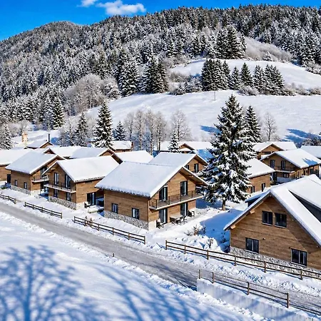 Appartamento Stylish Loft With Mountain View Near The *
