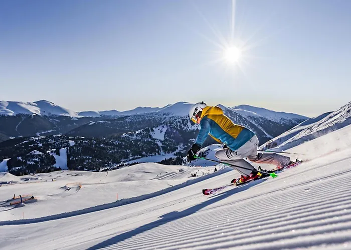 Stylish Loft With Mountain View Near The *